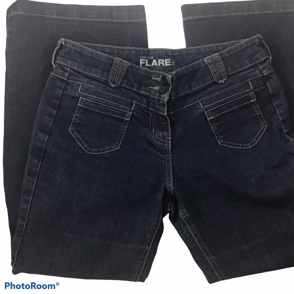 New York& Company Low Rise Fare Jeans Size 10 Petite